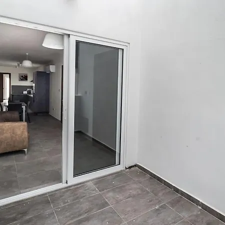 Διαμέρισμα New Penthouse Close To The Seafront By Sf Homes