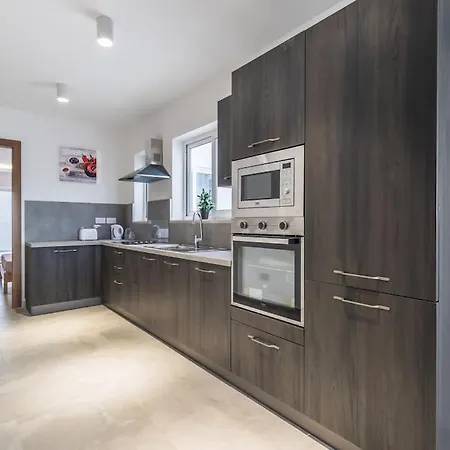 New Penthouse Close To The Seafront By Sf Homes Διαμέρισμα *
